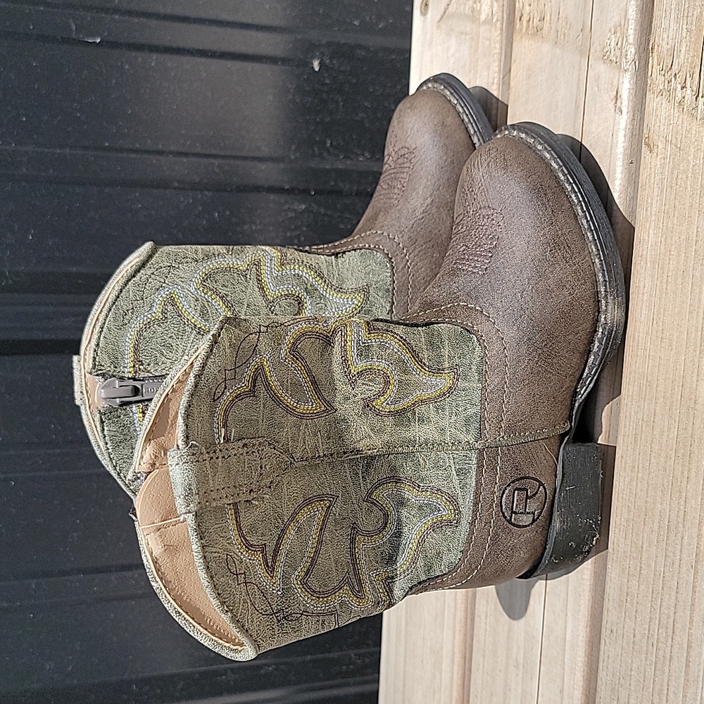 Roper cowboy boot with zipper